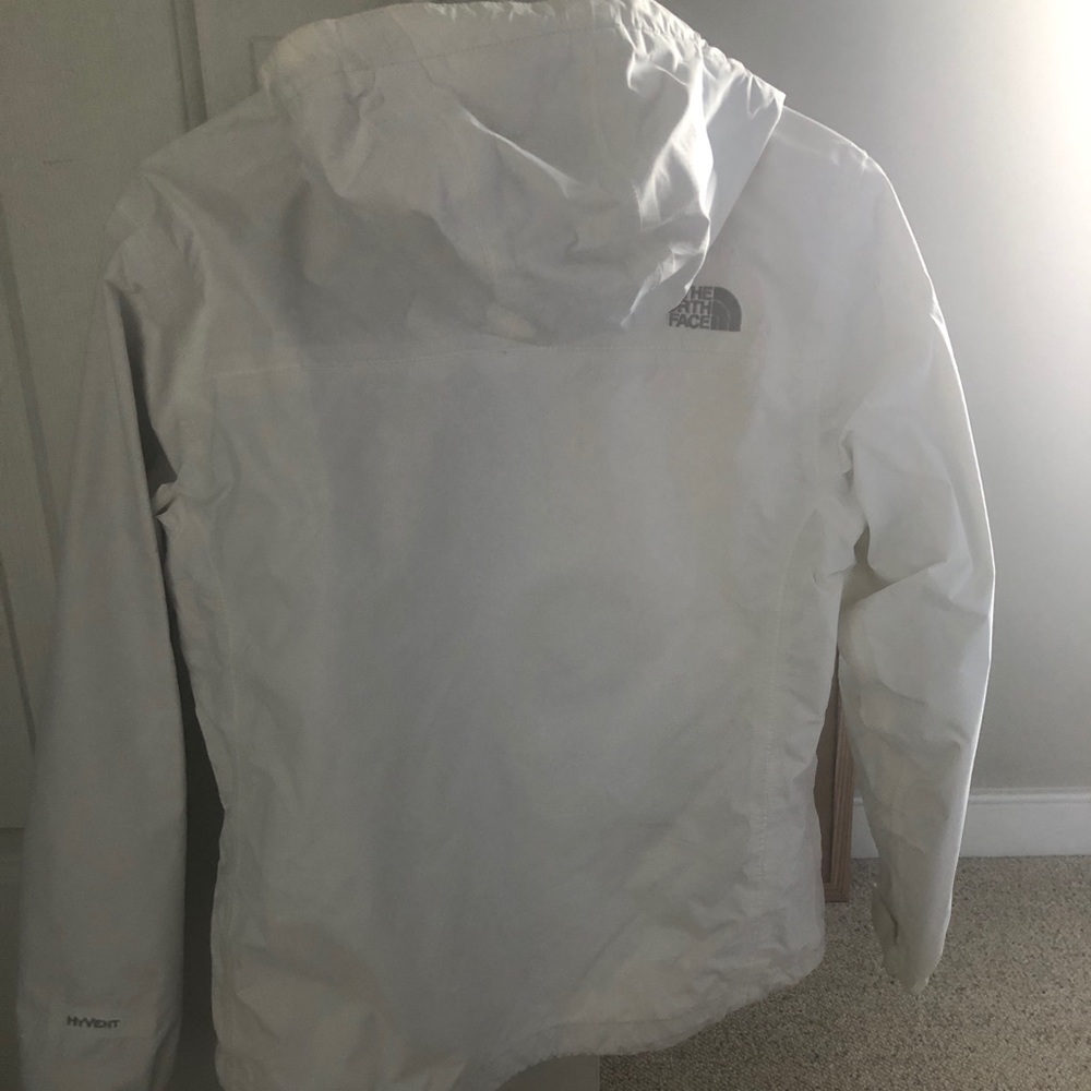 GUC White Northface Hyvent jacket sz S